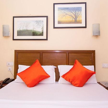 Zo Rooms Gol Park Kolkata Exterior photo