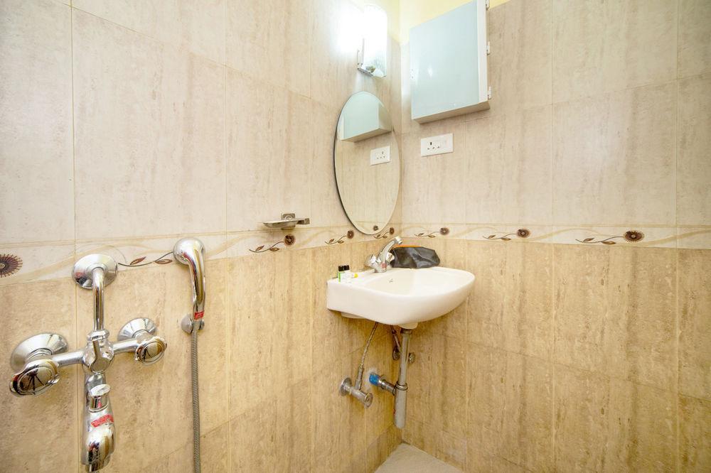 Zo Rooms Gol Park Kolkata Exterior photo